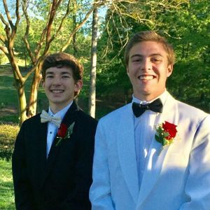 Meet your Posher, Clay